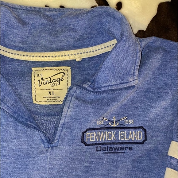 Vintage Fenwick Island Quarter Zip - Picture 2 of 3